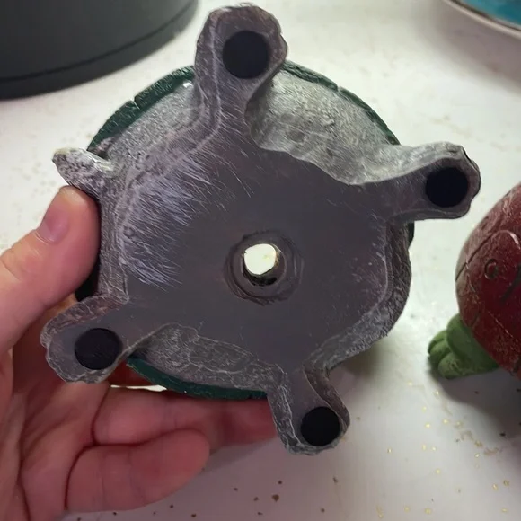 Set of 2 Turtle Planter Pots - Picture 7 of 13